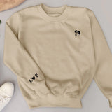 Ich liebe Dich - Personalisierter Premium Sweater mit süßer Illustration und Initialen