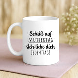 Weiße Tasse mit personalisiertem Spruch und Namen – individuelle Geschenkidee von Love & Faith