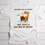 weißes T-Shirt für Rentnerin mit Spruch und personalisierter Zeichnung zur Rente schenken mit Love & Faith