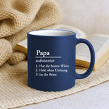 dunkelblaue Tasse mit Papa Definition zum Vatertag personalisiert von Love & Faith