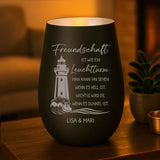 Graviertes Freundschafts-Windlicht schwarz-silber mit Leuchtturm und Namen von Love & Faith