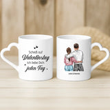Weiße Tasse mit personalisiertem Valentins-Spruch und Namen – individuelle Geschenkidee von Love & Faith