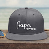 dunkelgrau Snapback Cap für Papa personalisiert von Love & Faith