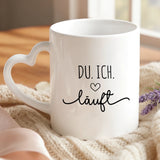 Personalisierte Tasse mit personalisierbarer Illustration und Spruch für Paare Du.Ich.Läuft. mit Foto – Motiv 6