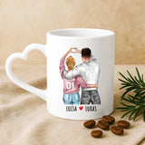 Weiße Tasse mit Herzhenkel und personalisiertem Namen – romantische Geschenkidee von Love & Faith