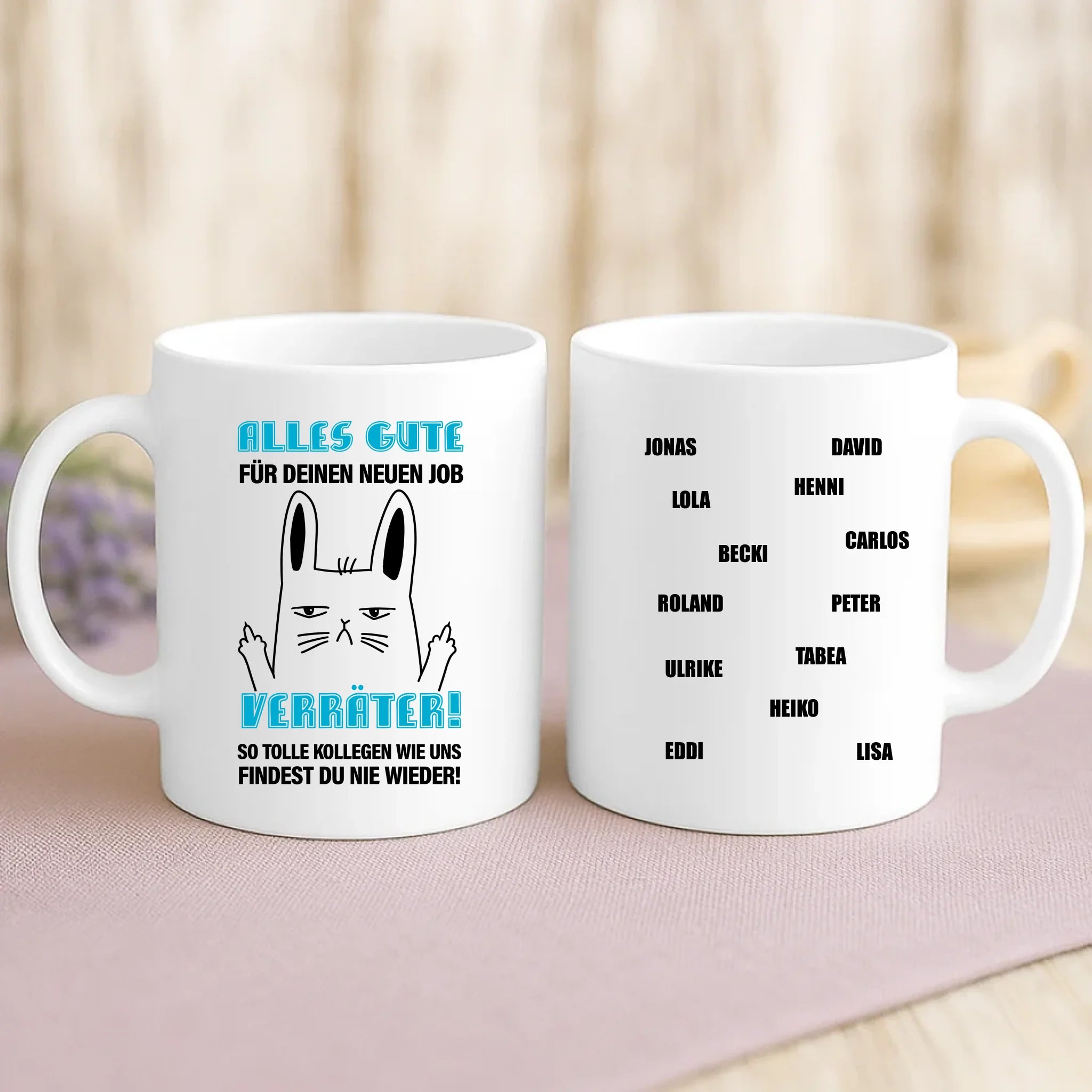 Weiße Tasse zur Verabschiedung von Kollegen mit Namen personalisierte individuelle Geschenkidee von Love & Faith