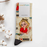 Offizielle Lesesocken mit personalisierter Frau und "I love Books"-Spruch Größe 39-42 gedruckt von Love & Faith