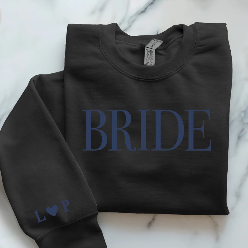 schwarzer Pullover personalisierbar - gefertigt von Love & Faith