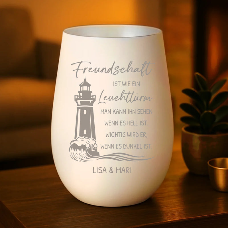 Graviertes Freundschafts-Windlicht weiß-silber mit Leuchtturm und Namen von Love & Faith