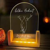 Leuchtender LED Aufsteller rund zum Jahrestag mit Holzsockel mit Foto vom Brautpaar als Geschenkidee von Love & Faith