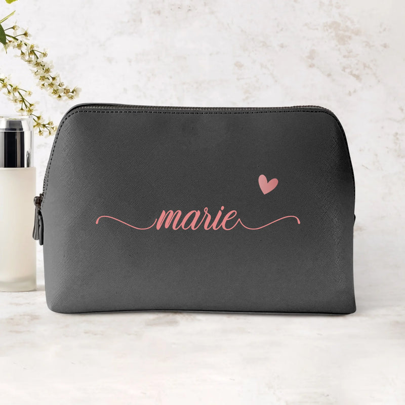 3l schwarz Kosmetiktasche aus PU Leder mit Name personalisiert von Love & Faith personalisiert