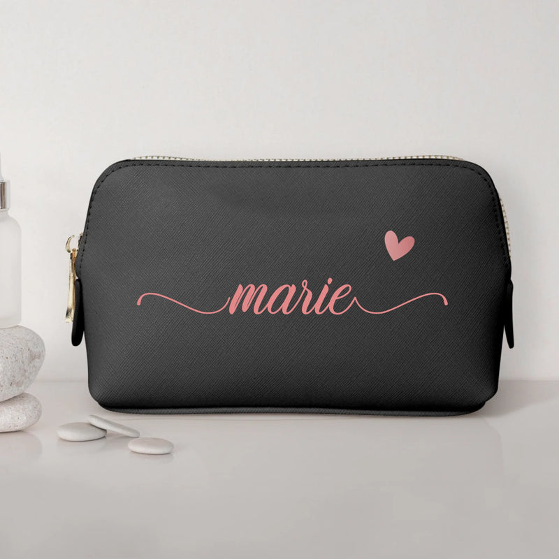 0,75l schwarz Kosmetiktasche aus PU Leder mit Name personalisiert von Love & Faith personalisiert