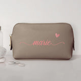 0,75l taupe Kosmetiktasche aus PU Leder mit Name personalisiert von Love & Faith personalisiert