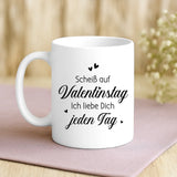 Weiße Tasse mit personalisiertem Valentins-Spruch und Namen – individuelle Geschenkidee von Love & Faith