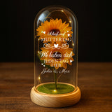 Ewige Sonnenblume in der Glaskuppel mit LED Licht personalisiert mit Namen zum Muttertag von Love & Faith