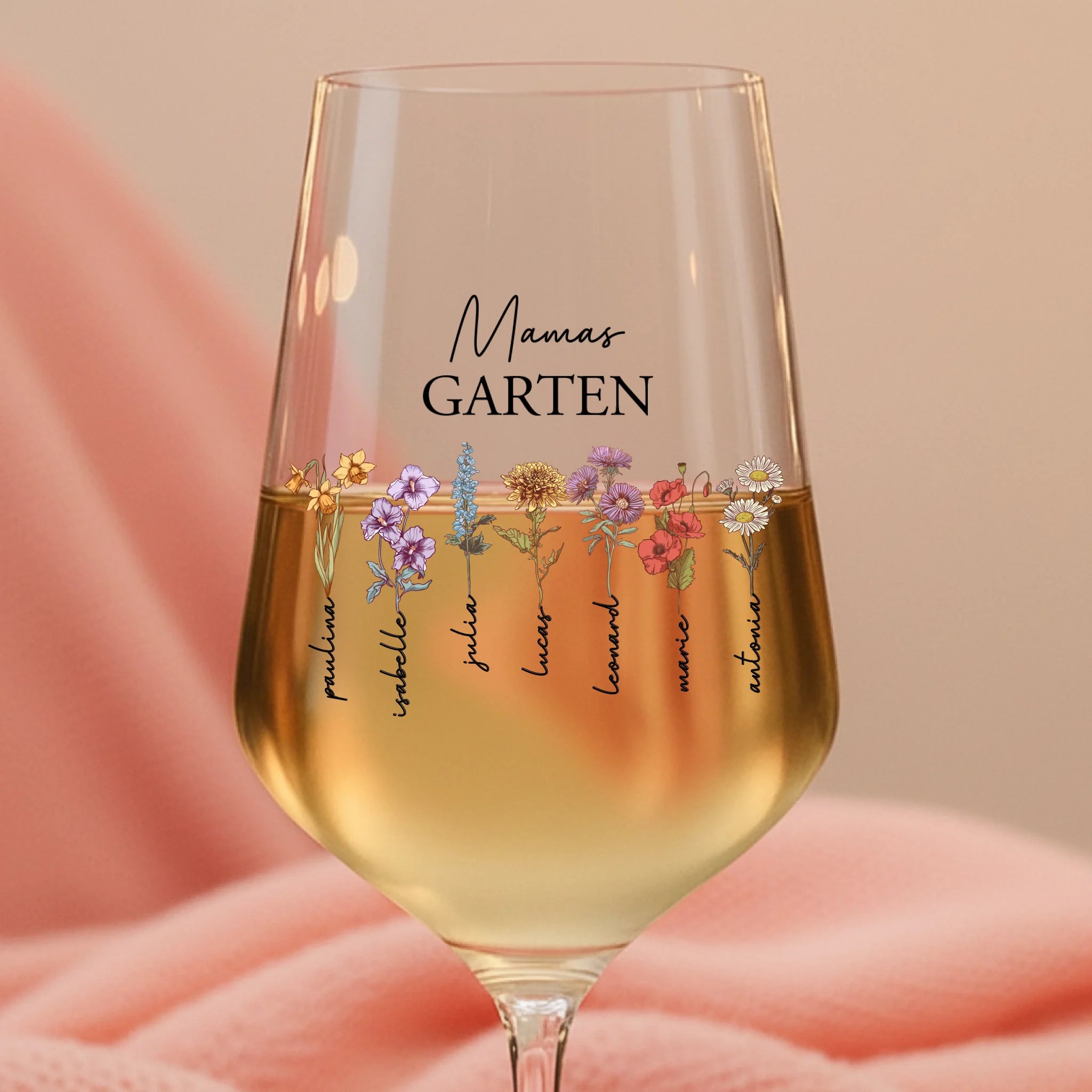 freepik__img1-erstelle-ein-mockup-von-dem-glas-der-ausschni__33311