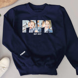 Dunkelblauer Pullover für Papa mit Kindernamen personalisierte Geschenkidee zum Vatertag von Love & Faith