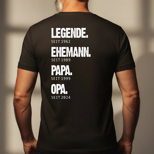 Schwarzes T-Shirt mit Backprint für Papa mit Spruch personalisieren mit Love & Faith
