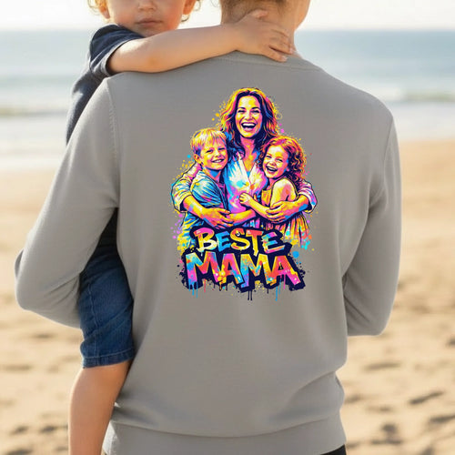 Personalisierter Sweater mit Graffiti-Effekt als Backprint für Mama Streetart für Mama – Motiv 2