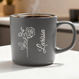 Personalisierte Tasse mit Gravur Geburtsblume und Name – Deine Blume – Motiv 3