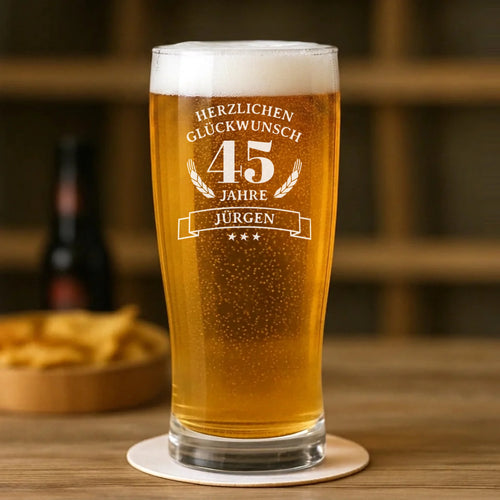 Personalisiertes Bierglas mit Gravur zum Geburtstag – Geburtstag – Motiv 2