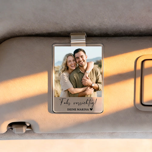 Personalisierter Acryl-Clip mit Foto für die Auto Sonnenblende – Foto